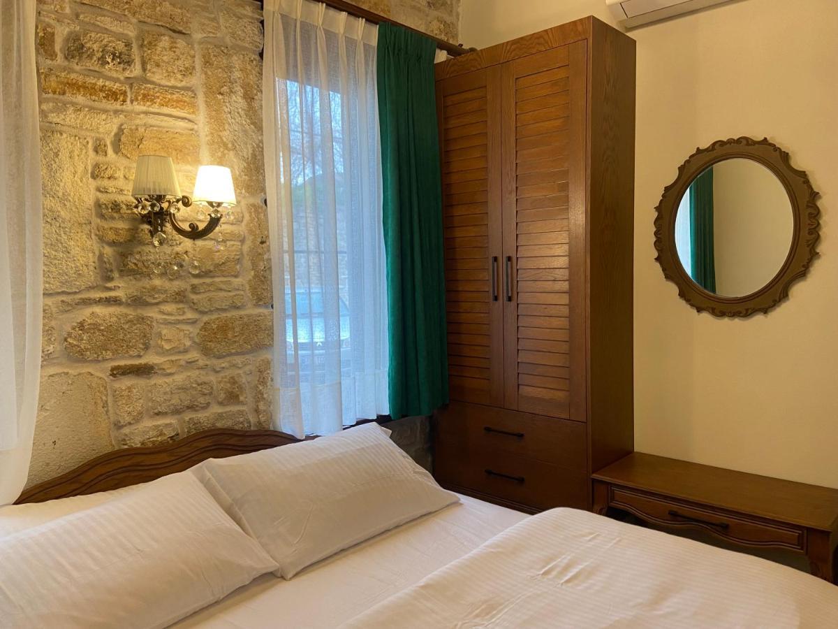 Dionysos 1789 Boutique Hotel Foca Εξωτερικό φωτογραφία