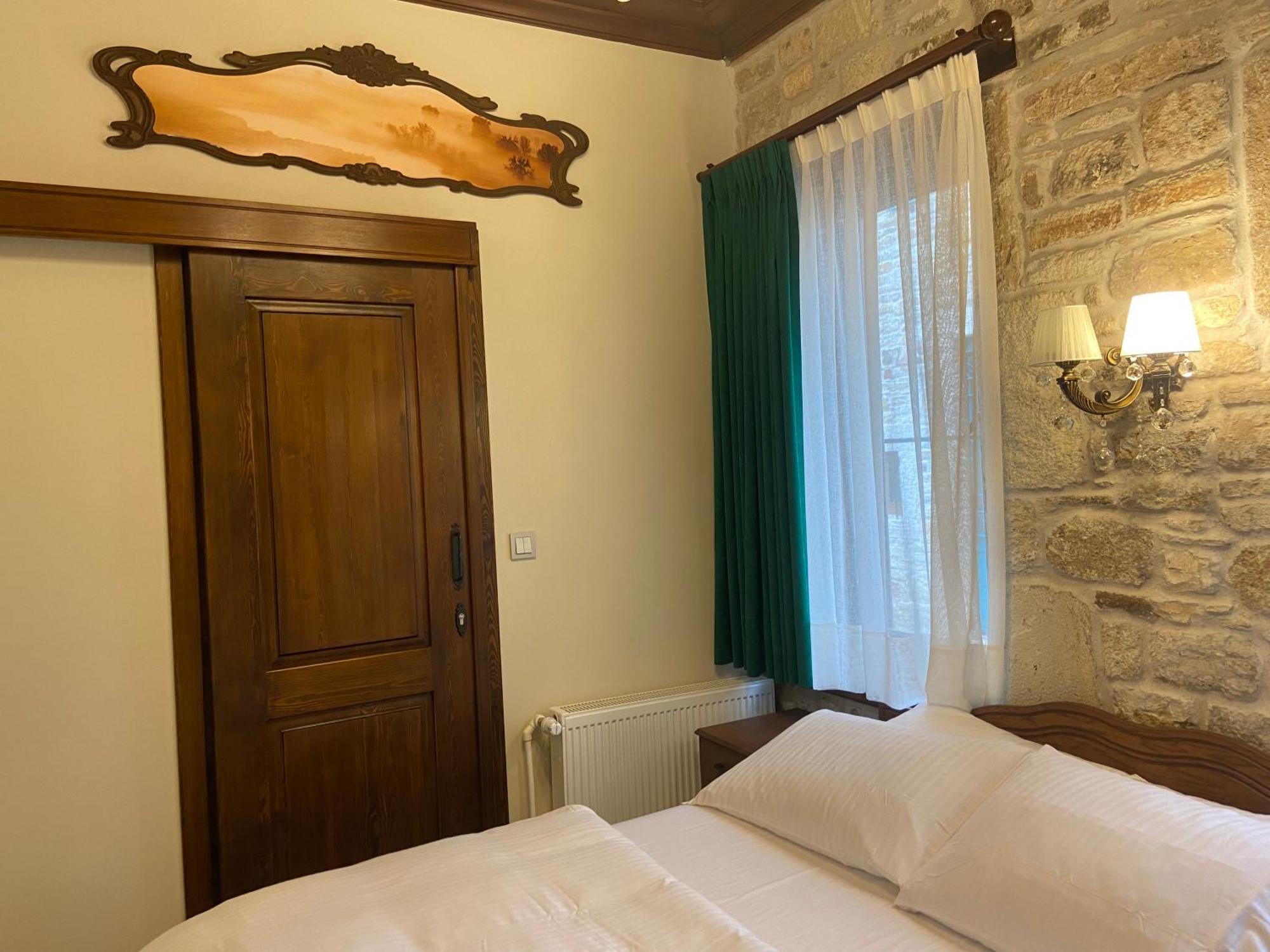 Dionysos 1789 Boutique Hotel Foca Εξωτερικό φωτογραφία