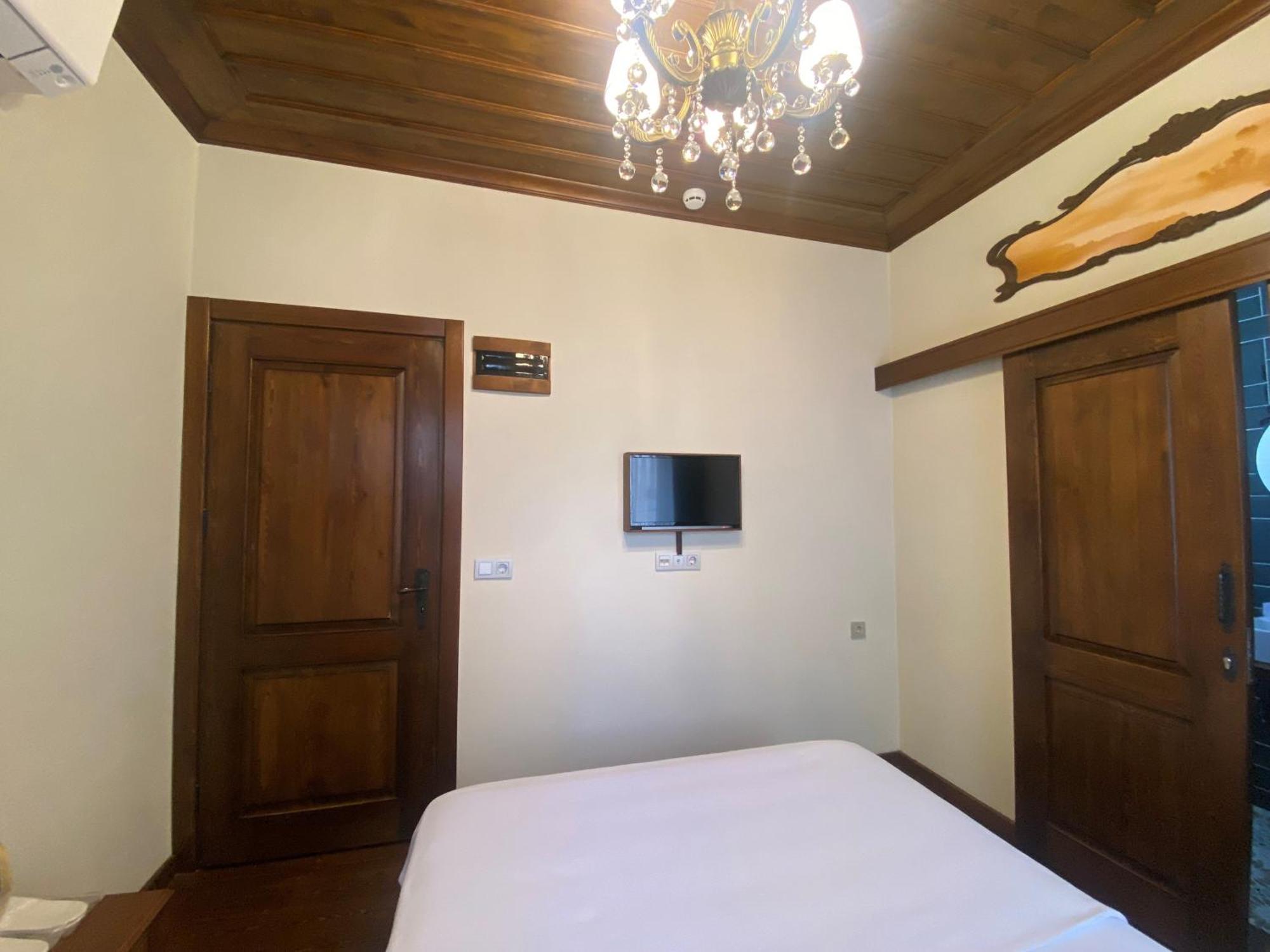Dionysos 1789 Boutique Hotel Foca Εξωτερικό φωτογραφία